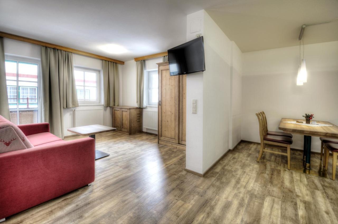 Appartement & Suiten Hotel Gloecknerin โอเบอร์เทาเอิร์น ภายนอก รูปภาพ